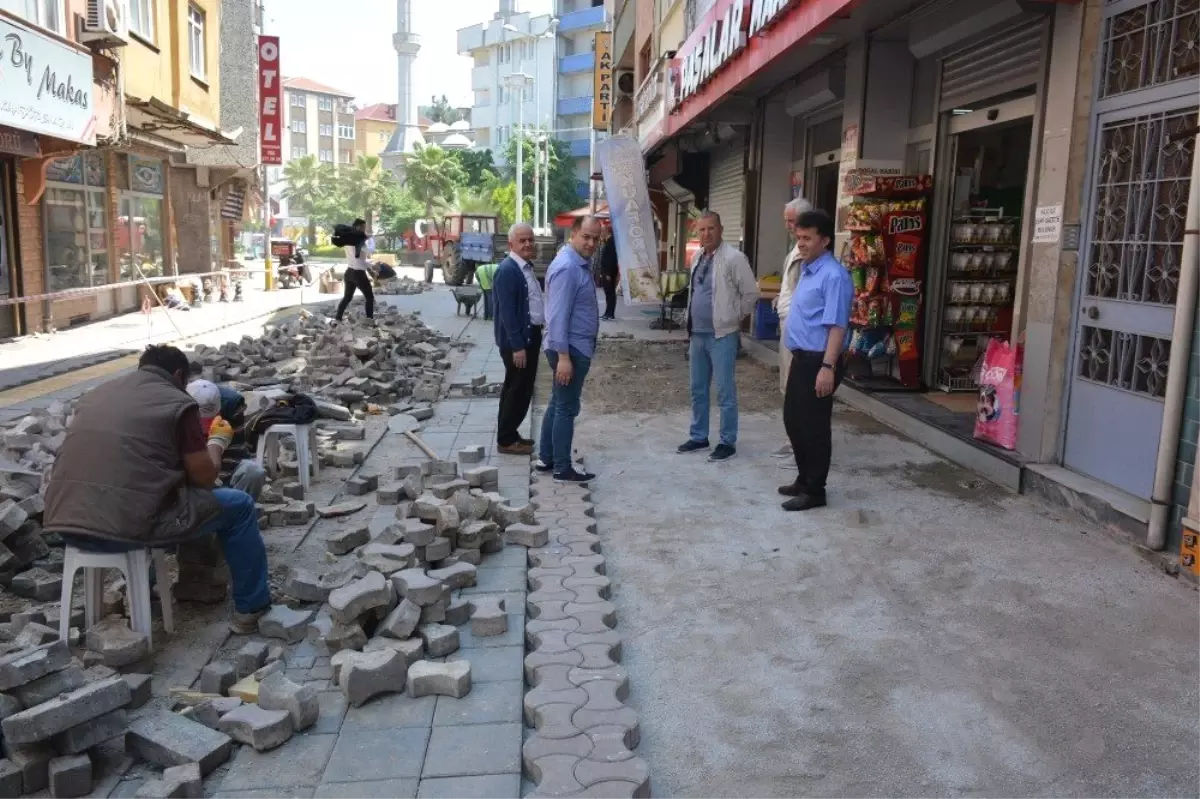 Belediyeden yol ve çevre düzenleme çalışmaları