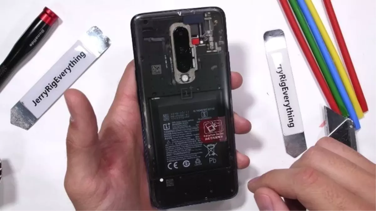 IP Sertifikası Bulunmayan OnePlus 7 Pro, Su Geçirmezliği Nasıl Sağlıyor? (Video)