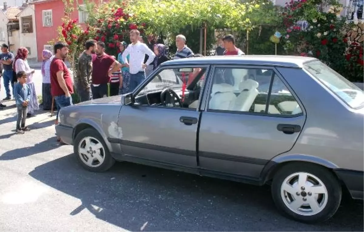 Kuzeninin otomobiline av tüfeğiyle ateş açtı