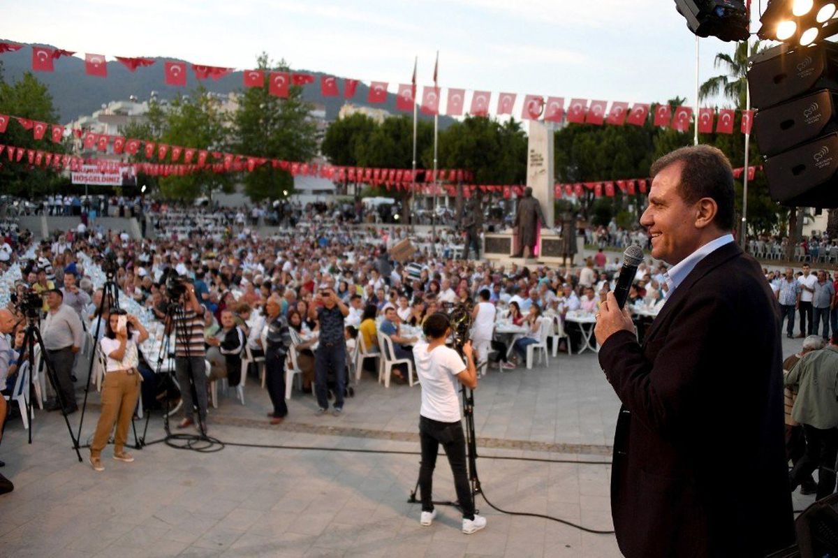 Seçer, Anamur halkı ile iftarda buluştu