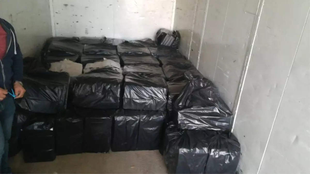 Van\'da 32 bin 500 paket kaçak sigara ele geçirildi