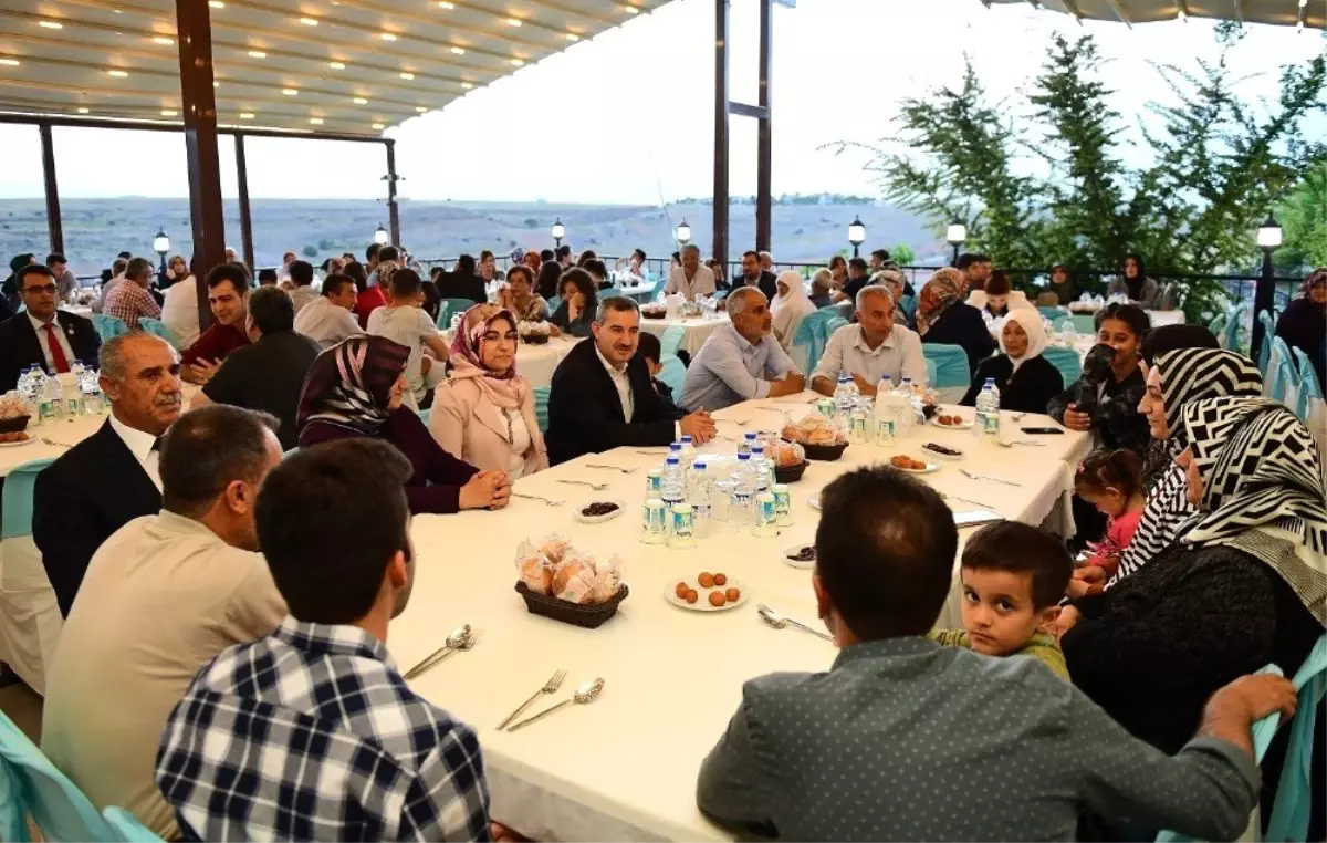 Yeşilyurt\'ta şehit aileleri ve gaziler onuruna iftar yemeği