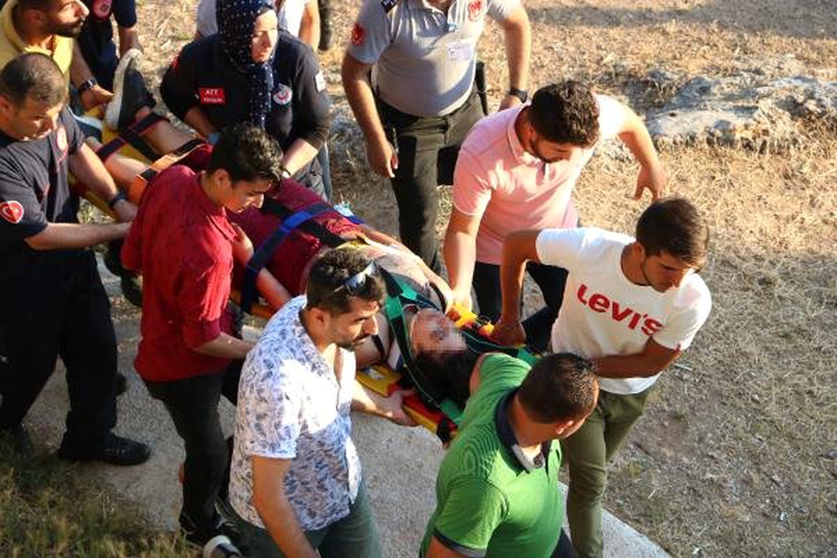 17 yaşındaki kız, \'Beni affedin\' yazılı mektup bırakıp, falezlerden atladı