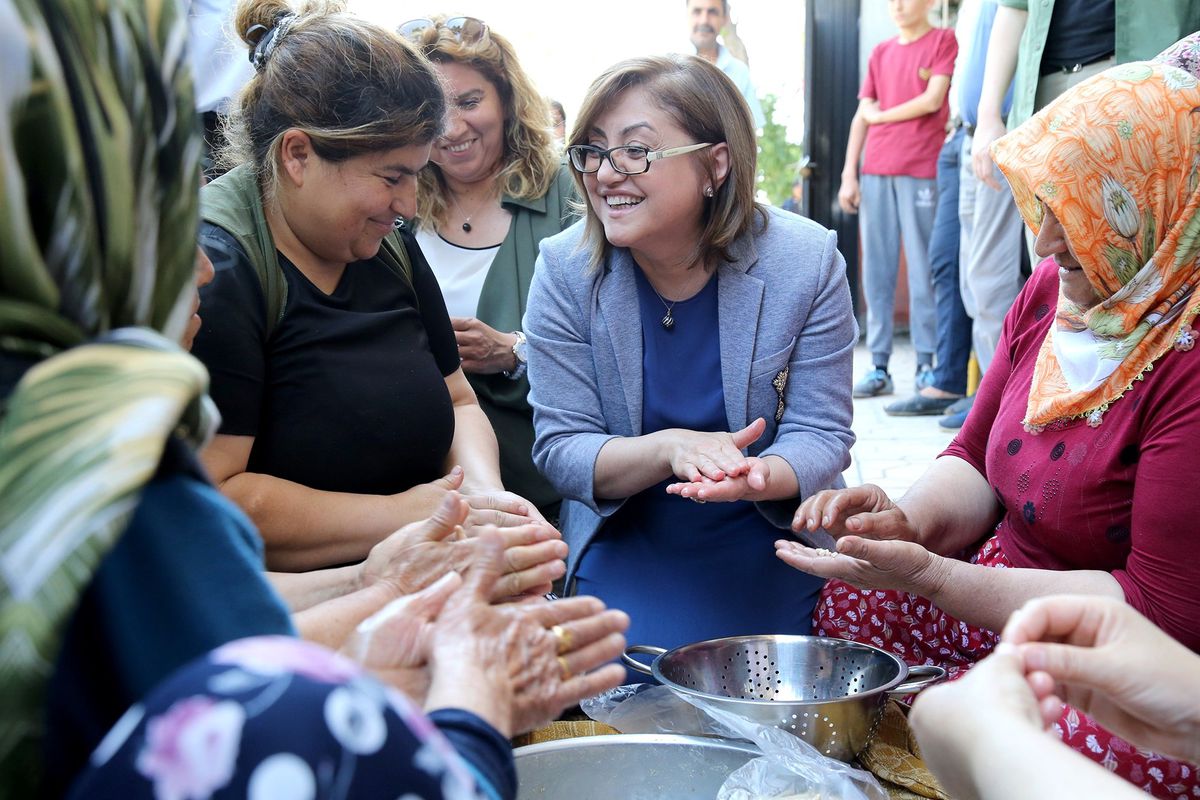 Başkan Fatma Şahin, yuvalama yaptı