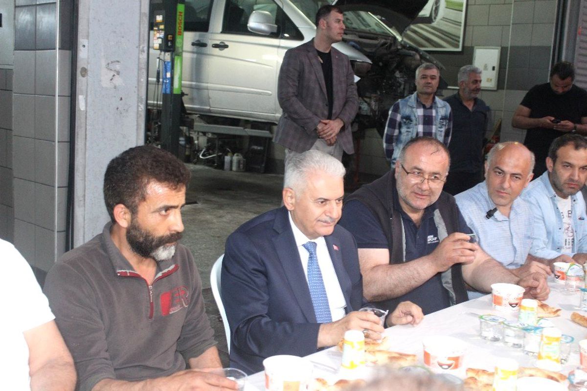 Binali Yıldırım: "(Mülteci konusu) Güvenlik konularında bize zarar verirlerse zerre kadar müsemma...