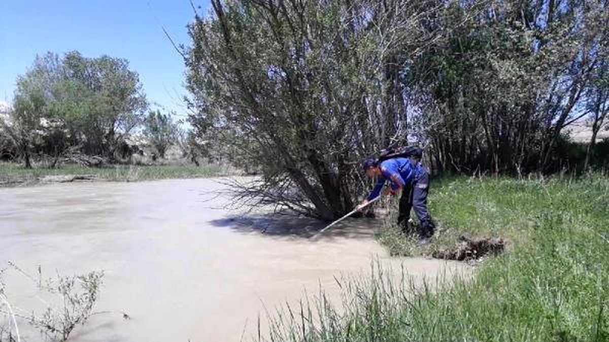 Çayda koybolan Murat\'ı JAK timi arıyor