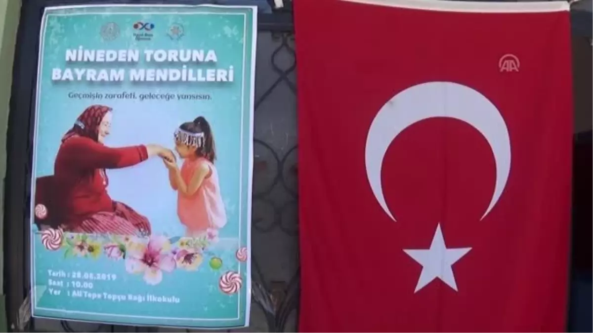 Çocuklara bayram mendili verilip geleneksel oyunlar oynatıldı