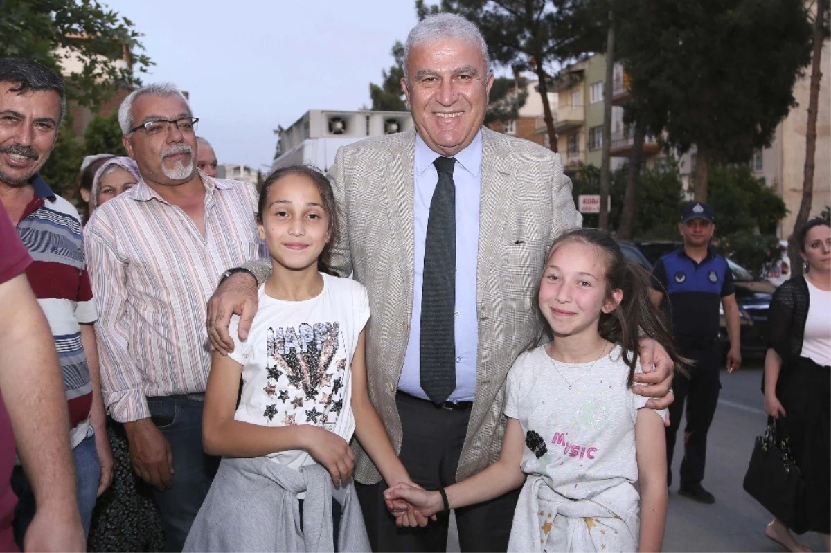 Efeler Belediyesinden Adnan Menderes\'te müjdeli iftar