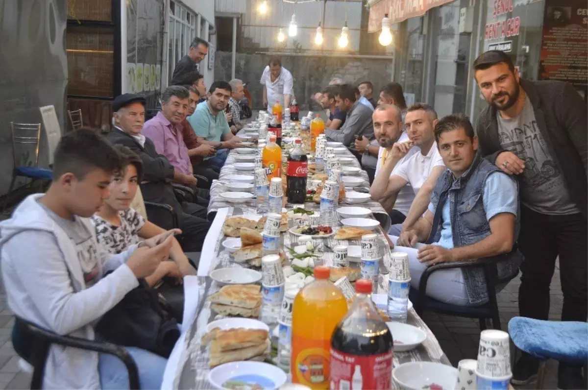 Günlüce köylülerin Tavşanlı\'da iftar birlikteliği