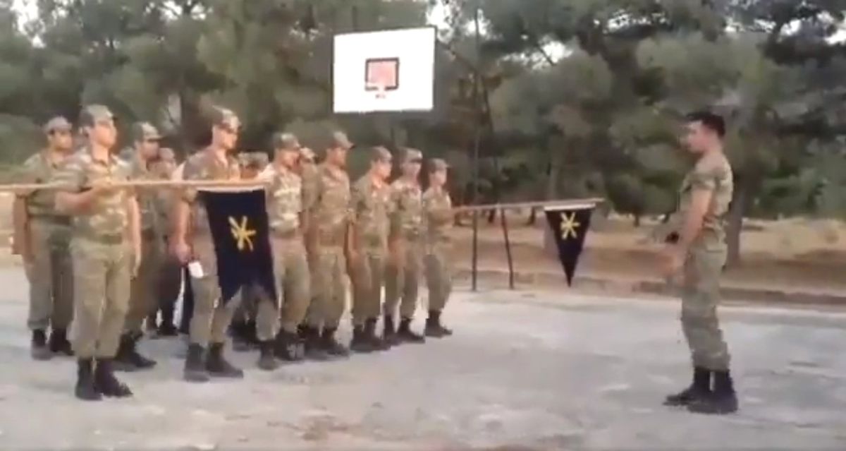 İçtimada  Tek dev kalır Sedat Peker  diye bağıran askerlerin videosu olay oldu