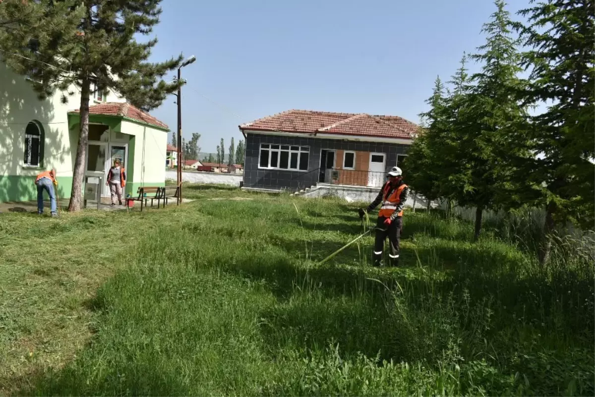 İnönü Belediyesi mahalleleri bayrama hazırlıyor