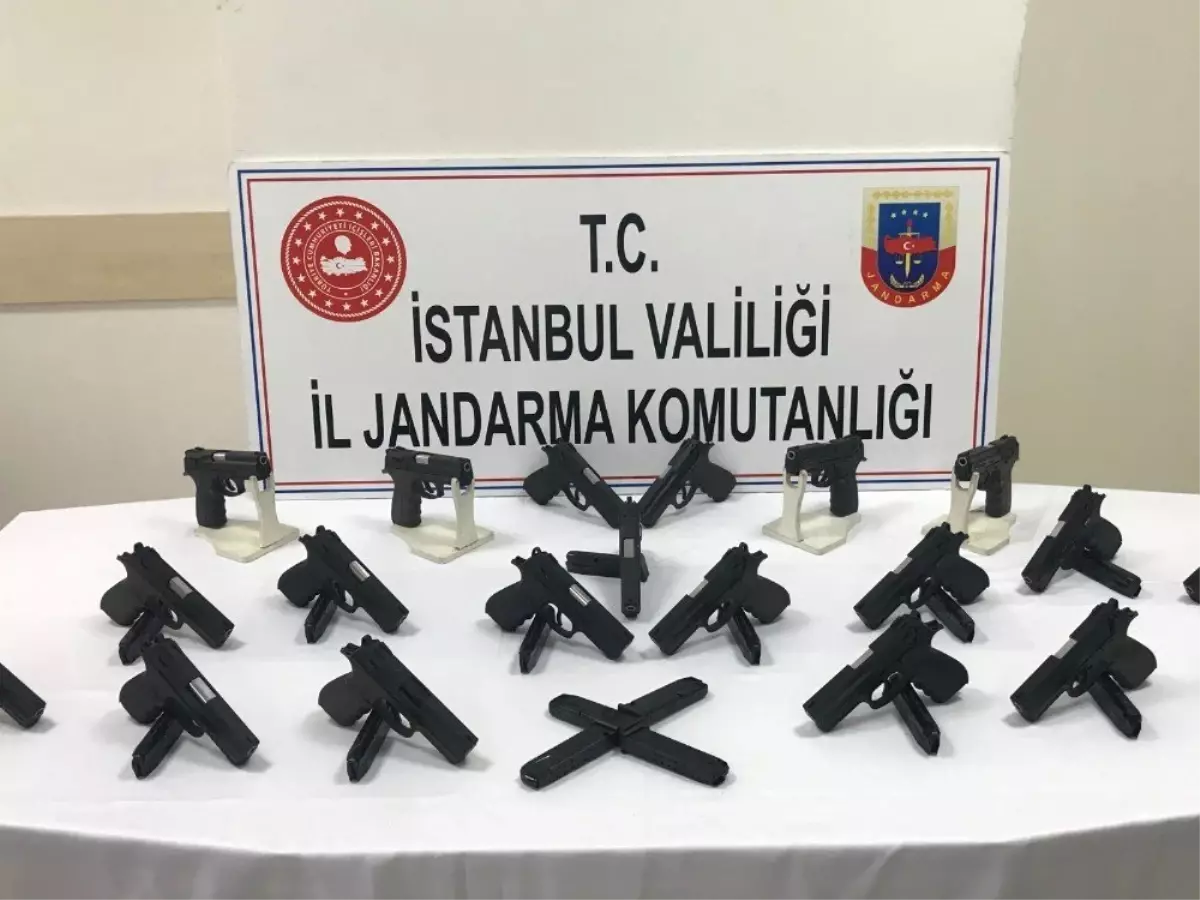 Jandarma\'dan suç örgütlerine giden kaçak silahlara operasyon: 1 gözaltı