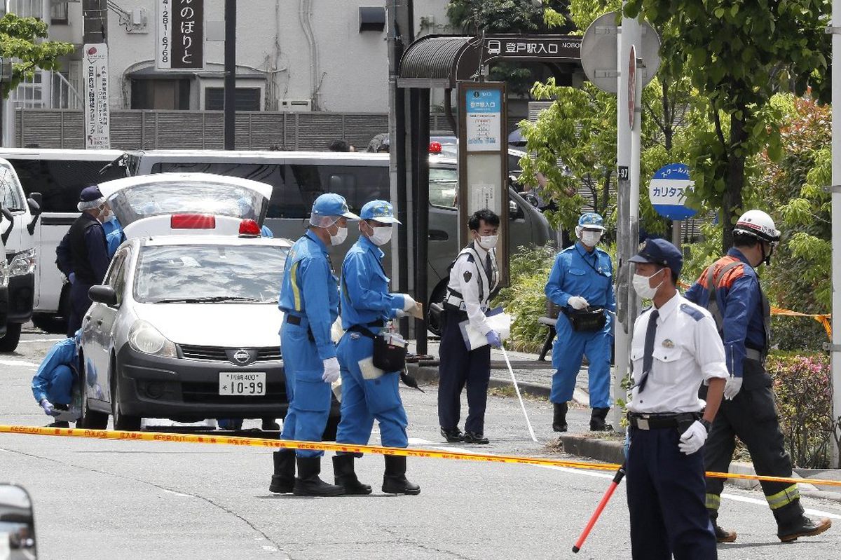 Japonya\'da bıçaklı dehşet: 2 ölü, 16 yaralı
