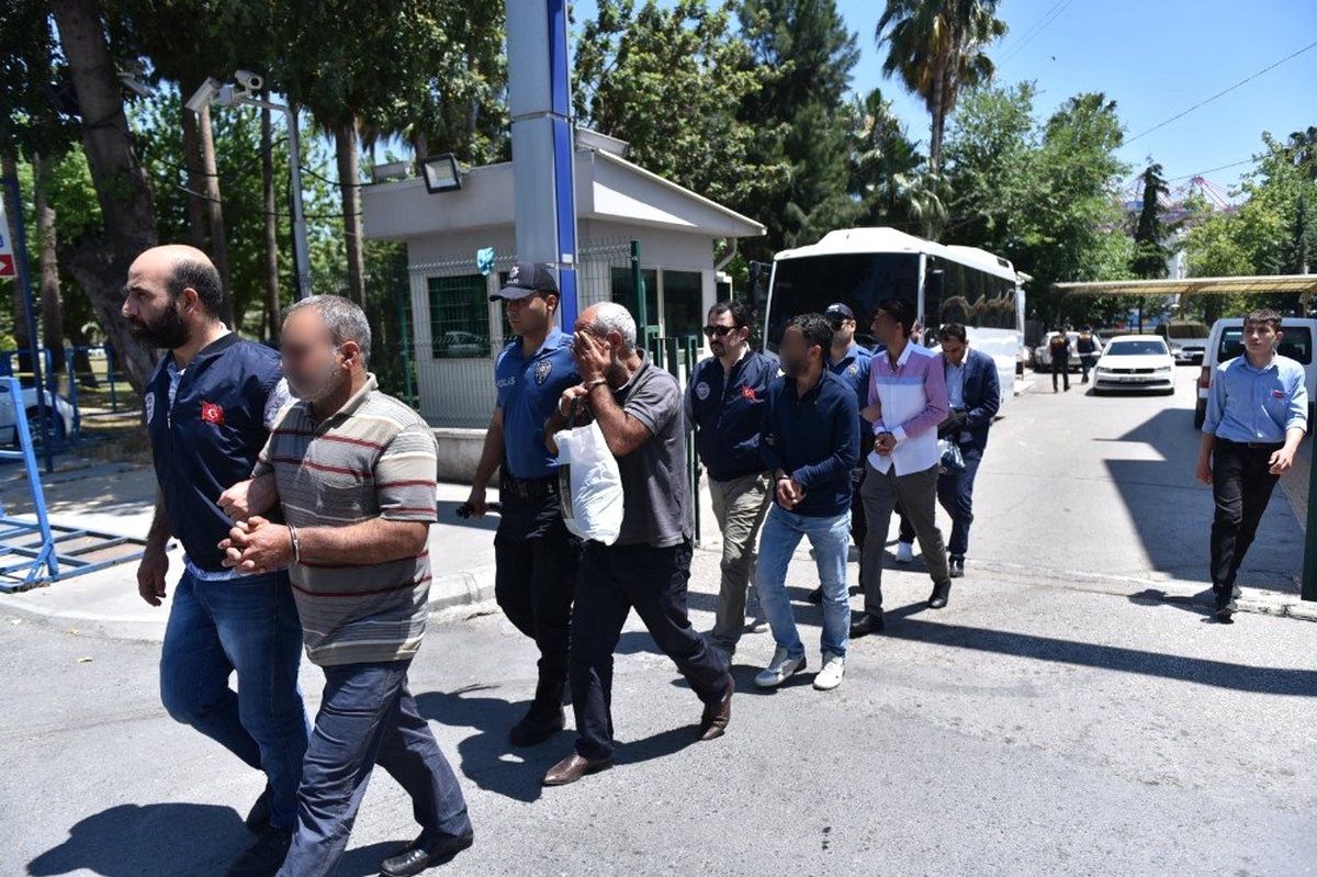 Mersin\'deki kaçak akaryakıt operasyonunda 7 tutuklama