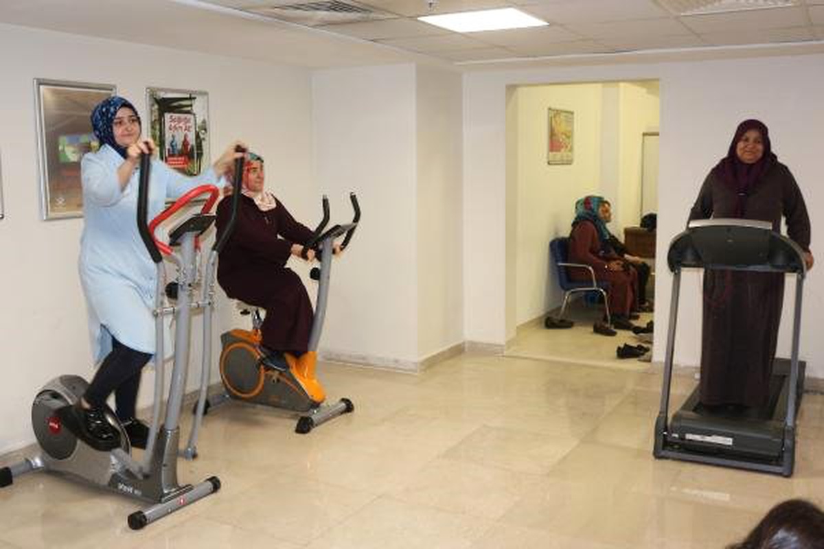 Obezite merkezine gelenler 1 yılda 1 ton 750 kilo verdi