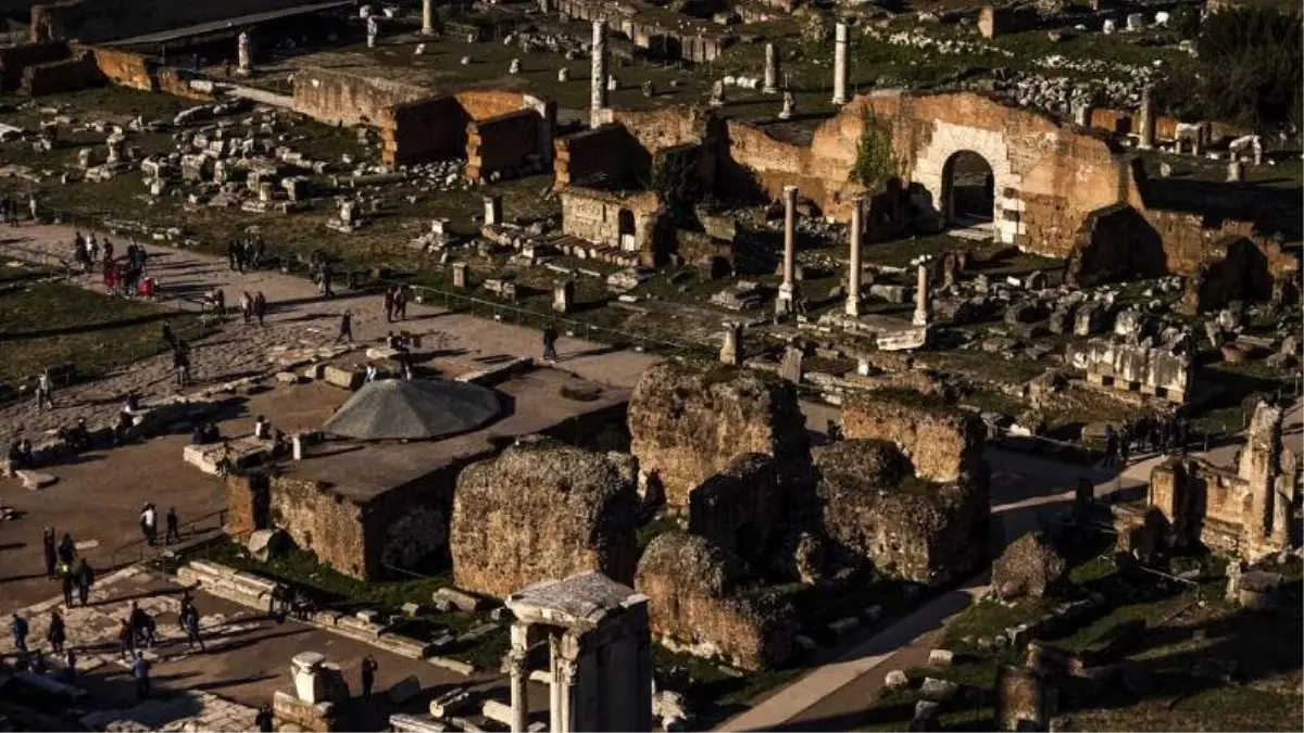 Şarap, dans ve doğurganlık tanrısı 2000 yıl sonra bulundu