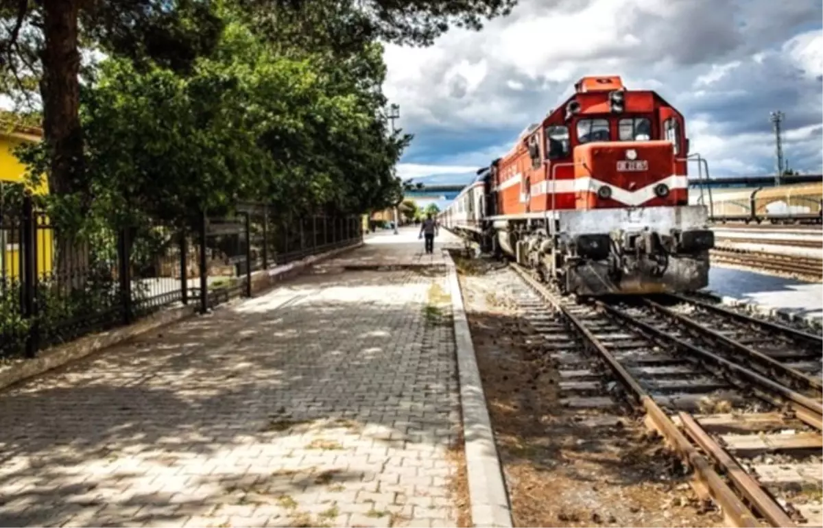 "Turistik Doğu Ekspresi" ilk seferine başlıyor