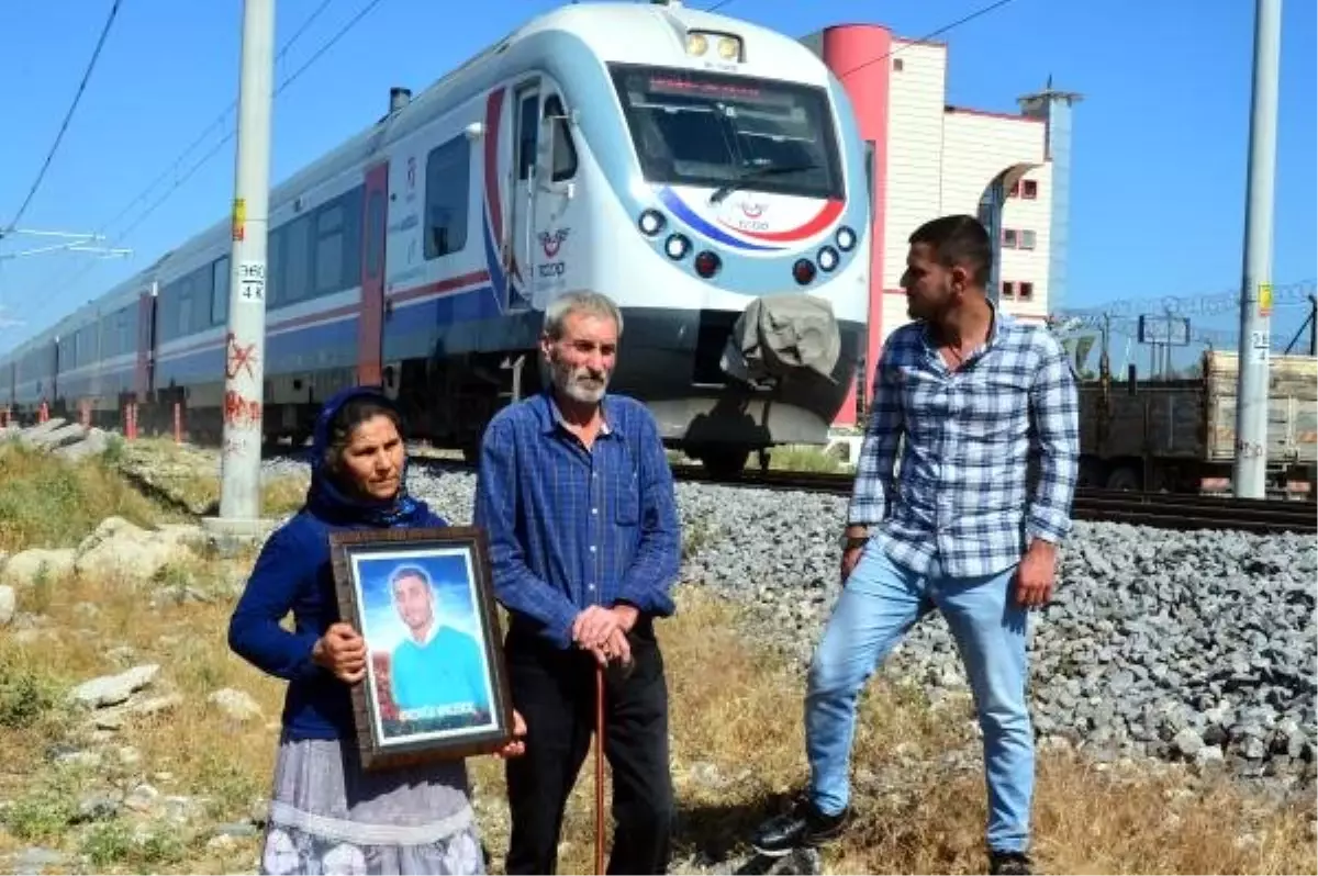 Aracına tren çarpmasıyla ölen oyuncunun ailesinden ev hapsi tepkisi