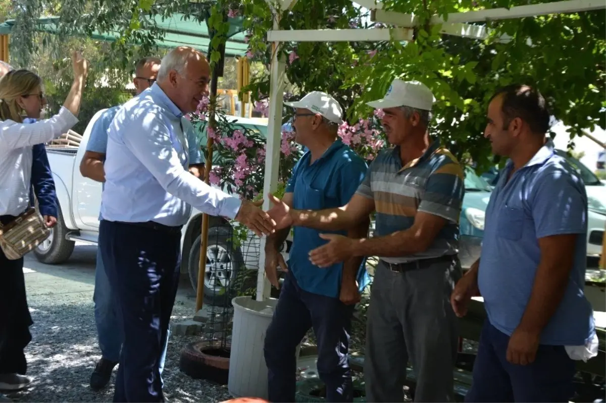 Başkan Tuncel\'den belediye işçilerine çifte bayram