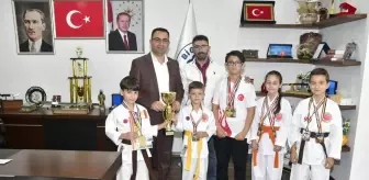 Biga Belediyesi Karate Okulu sporcularının madalya gururu