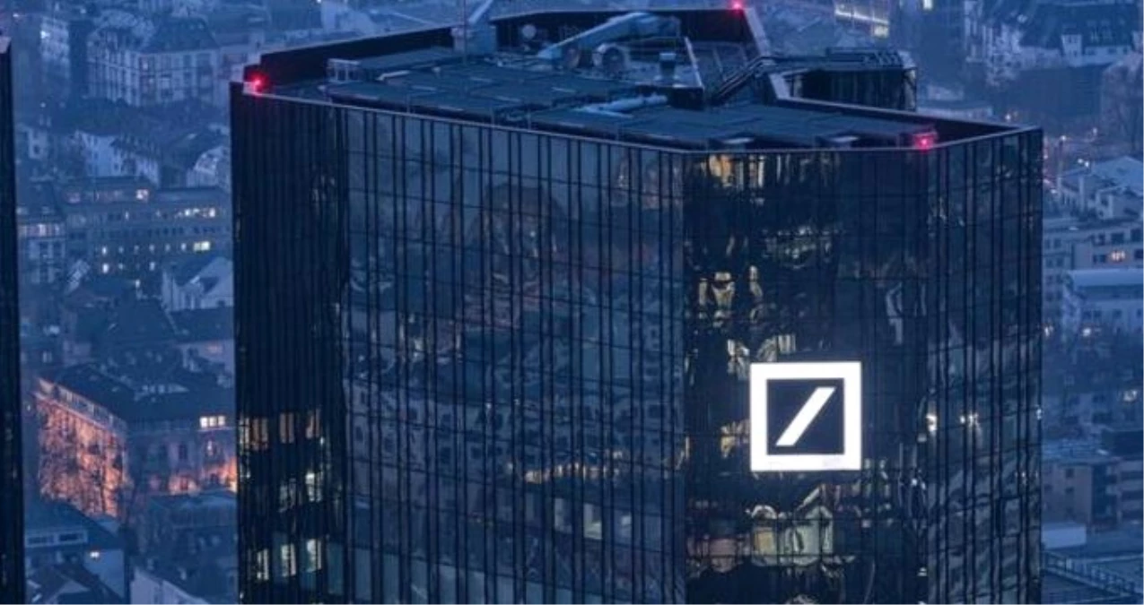 Deutsche Bank hisseleri tarihin en düşük düzeyine geriledi