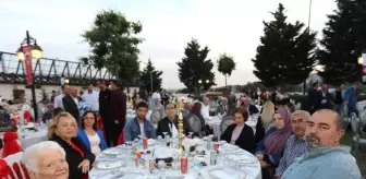 İBB, şehit yakınları ve gazileri iftarda buluşturdu