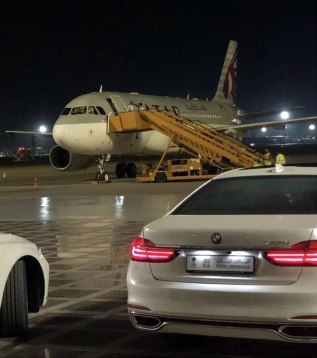 Körfez Krizinden sonra ilk defa bir Katar uçağı Cidde Havaalanı\'na indi