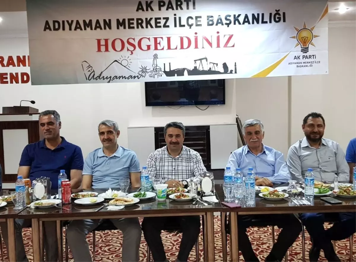 Merkez ilçe başkanları iftarda bir araya geldi