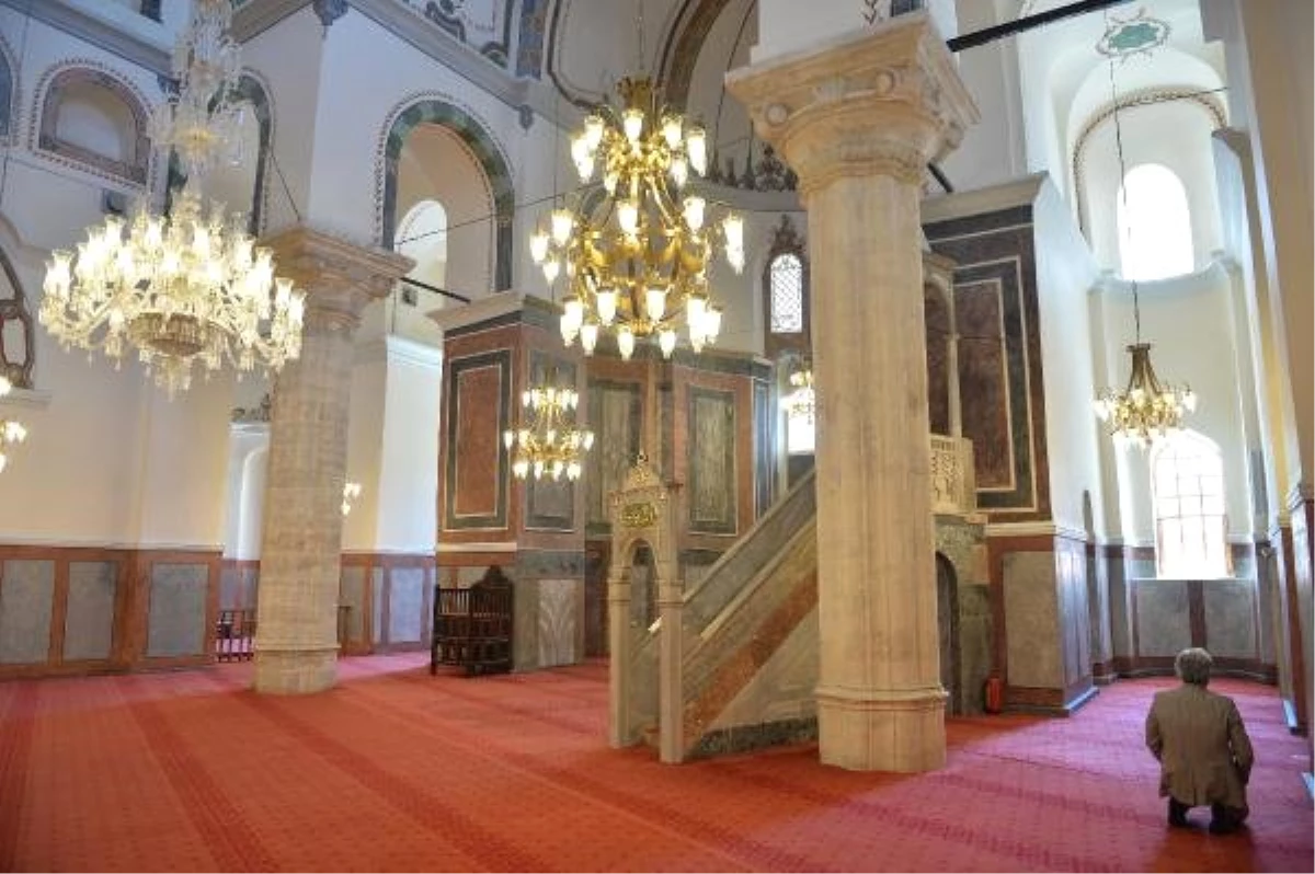 Molla Zeyrek Cami\'nin restorasyonu tamamlandı