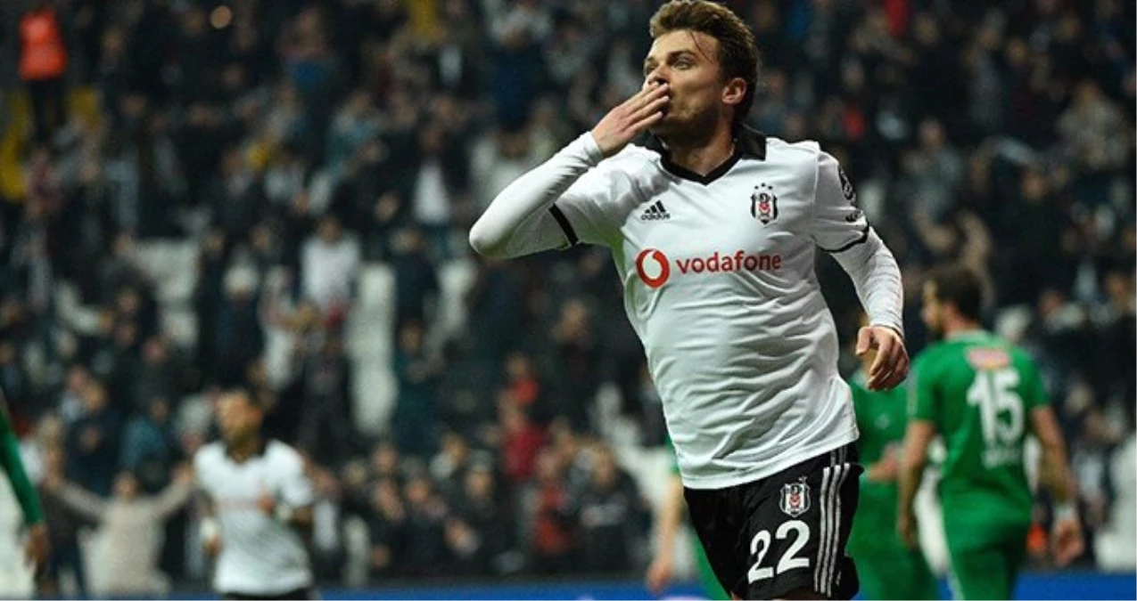 Beşiktaş, Adem Ljajic\'i KAP\'a bildirdi!