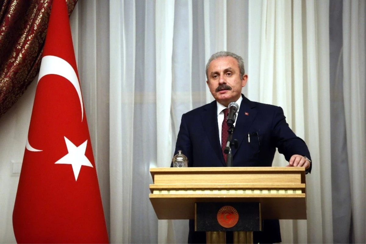 TBMM Başkanı Mustafa Şentop, gazetecilere iftar verdi