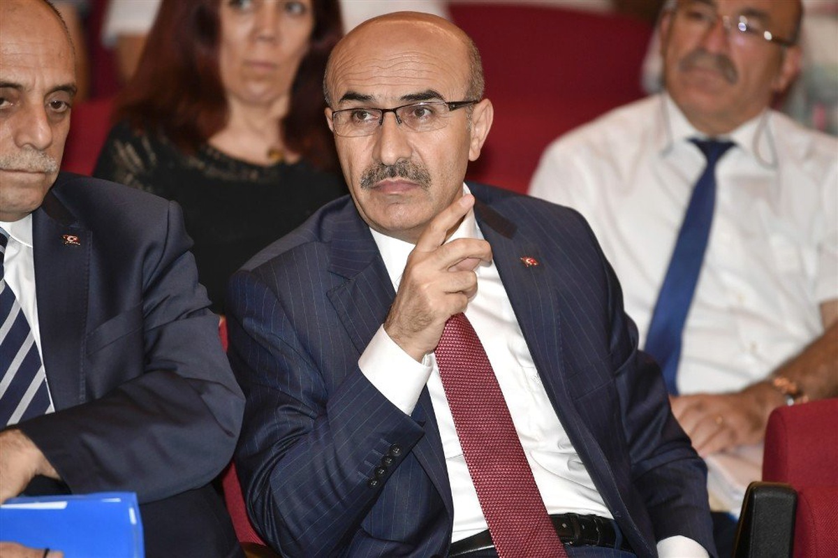 Vali Demirtaş: "Trafik ihmale gelmez"