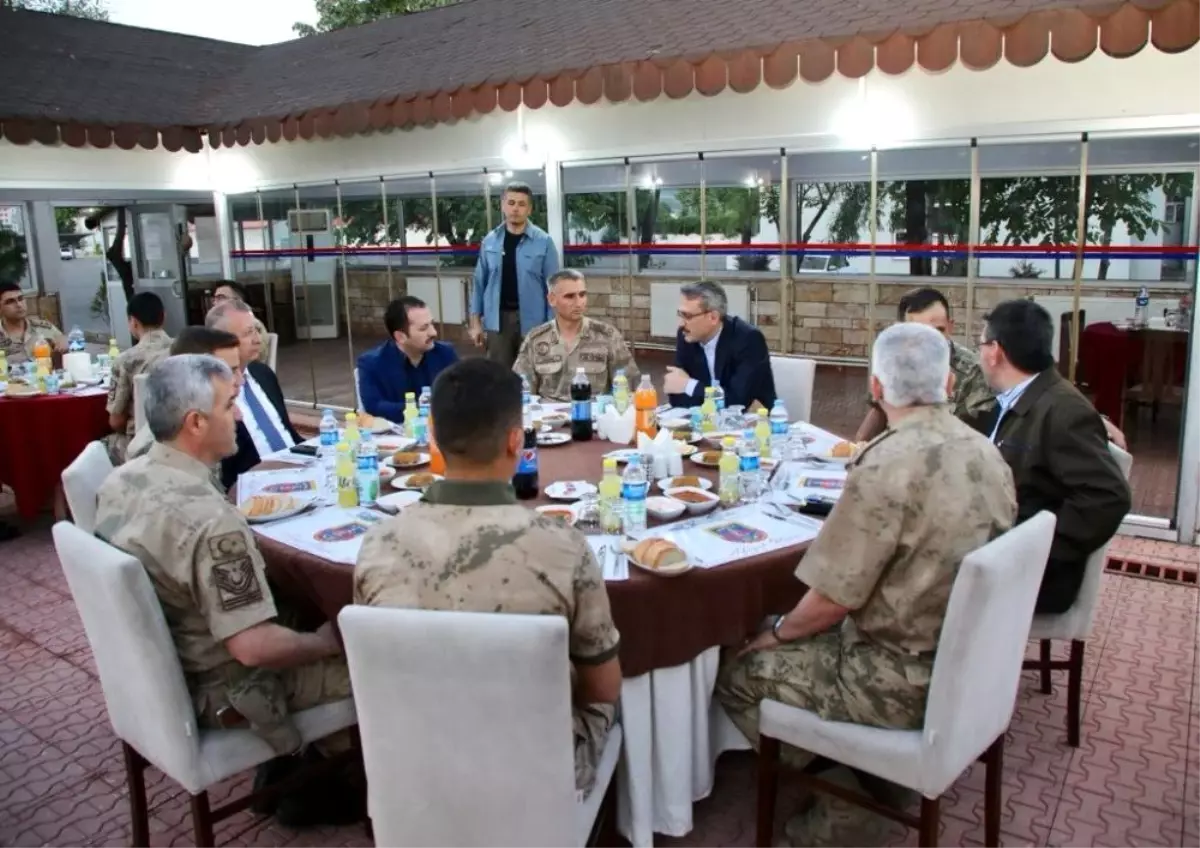 Vali Ekinci;" Terörün kökü kurutulacak"