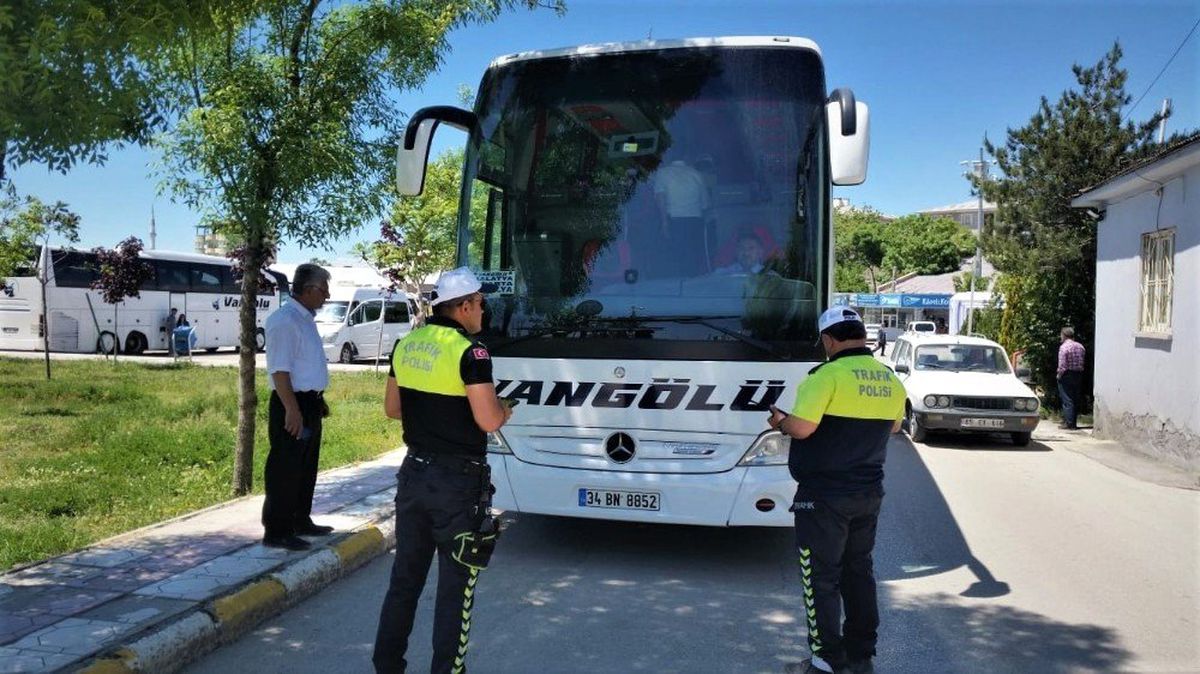 Van\'da bayram öncesi trafik denetimleri