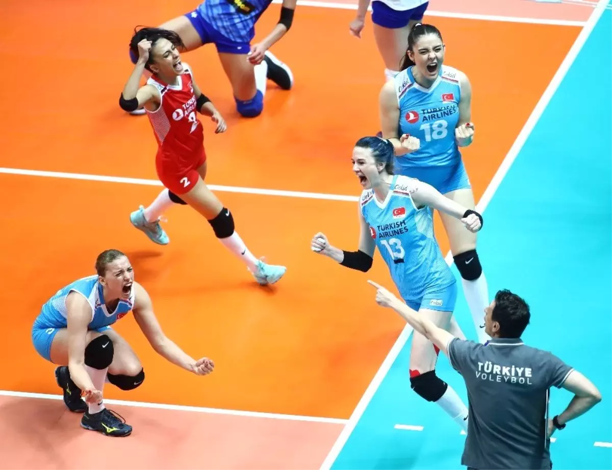 2019 FIVB Voleybol Milletler Ligi: Türkiye: 3 - Rusya: 0