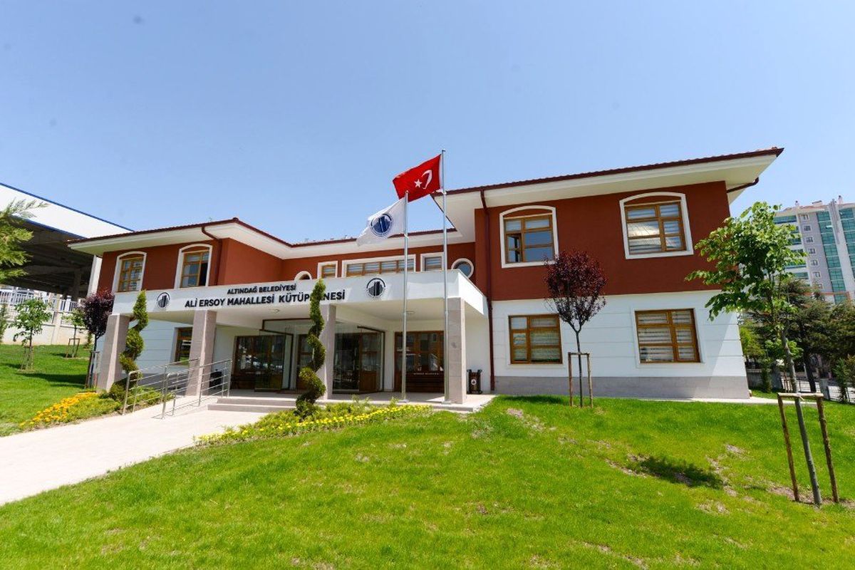 Başkan Balcı\'dan öğrencilere destek
