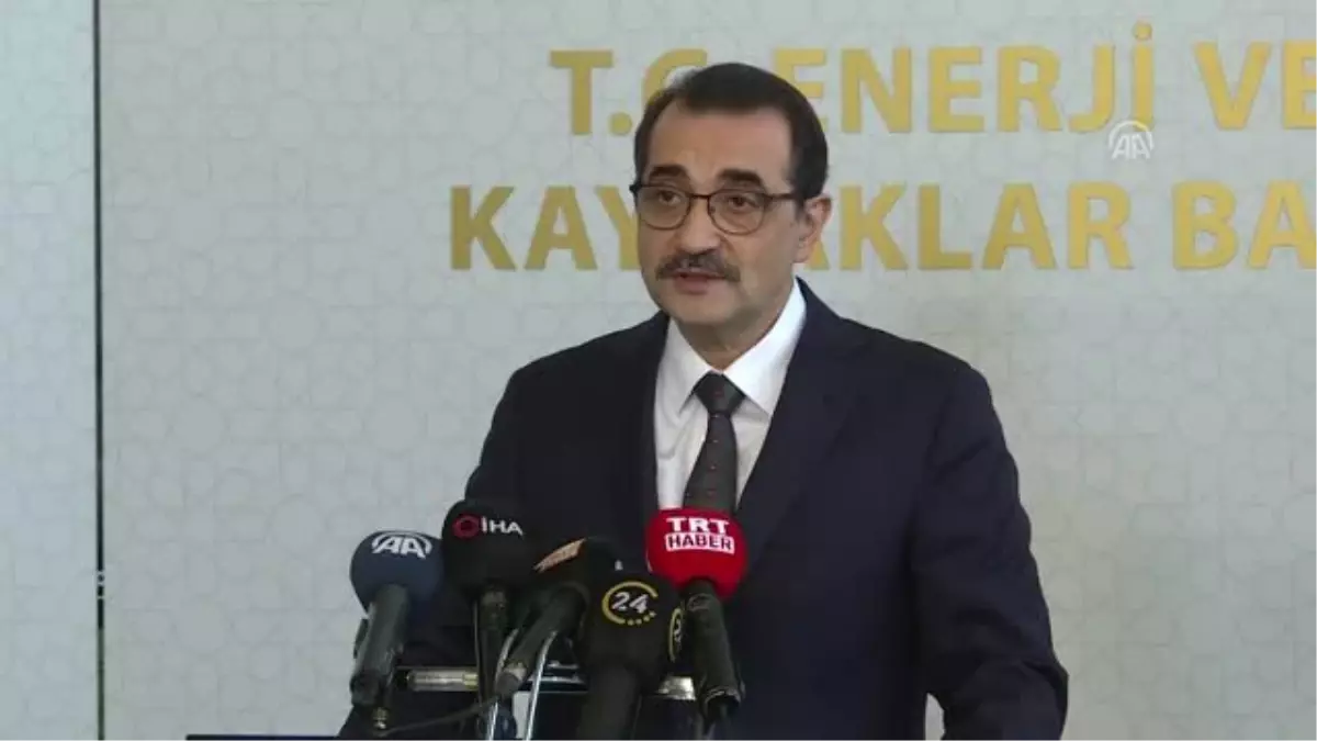 Dönmez: "Türkiye yenilenebilir enerjide kendine özgü bir başarı hikayesi yazdı"