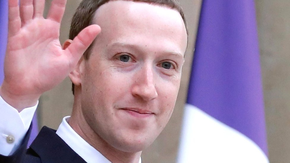 Facebook\'ta Zuckerberg için liderlik oylaması