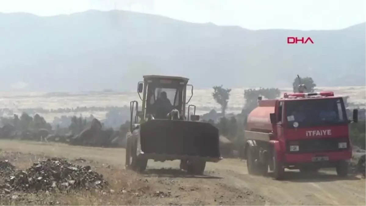 GAZİANTEP İslahiye\'de 280 dönüm ekili arpa yandı