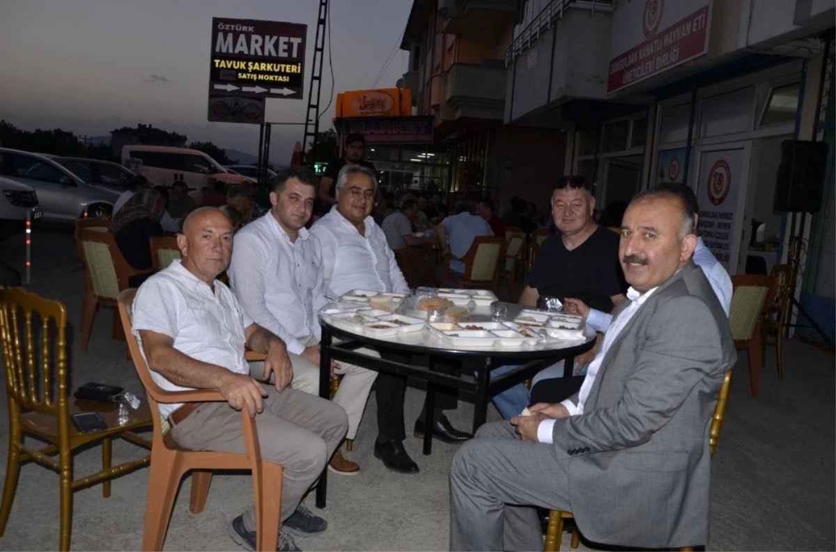 Kanatlı Hayvan Eti Üreticileri Birliğinden iftar yemeği