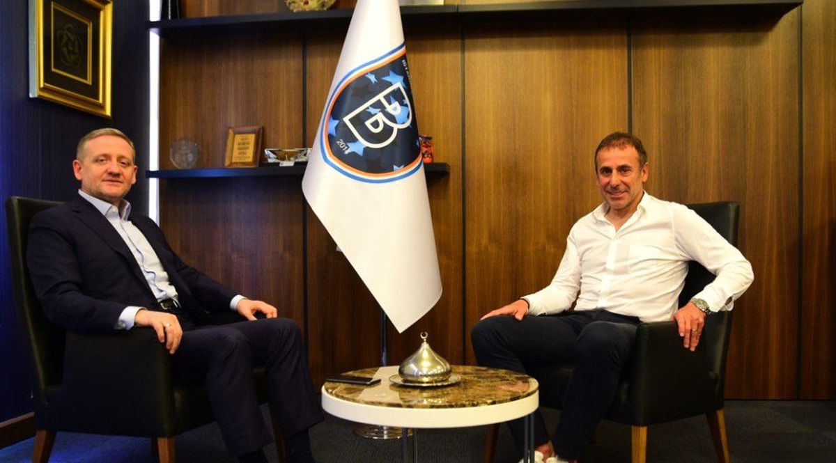 M.Başakşehir\'de Abdullah Avcı dönemi sona erdi