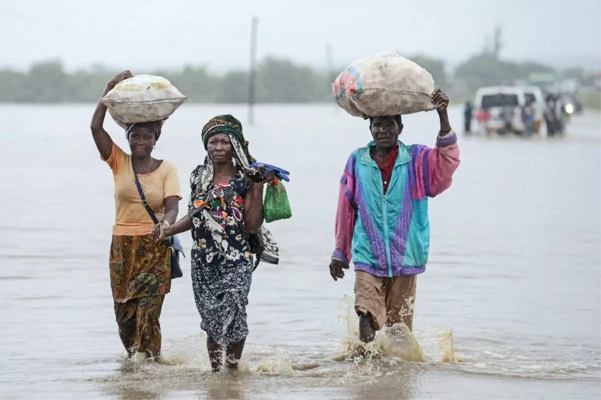 Mozambik\'te yeniden yapılanma için 3.2 milyar dolara ihtiyaç var