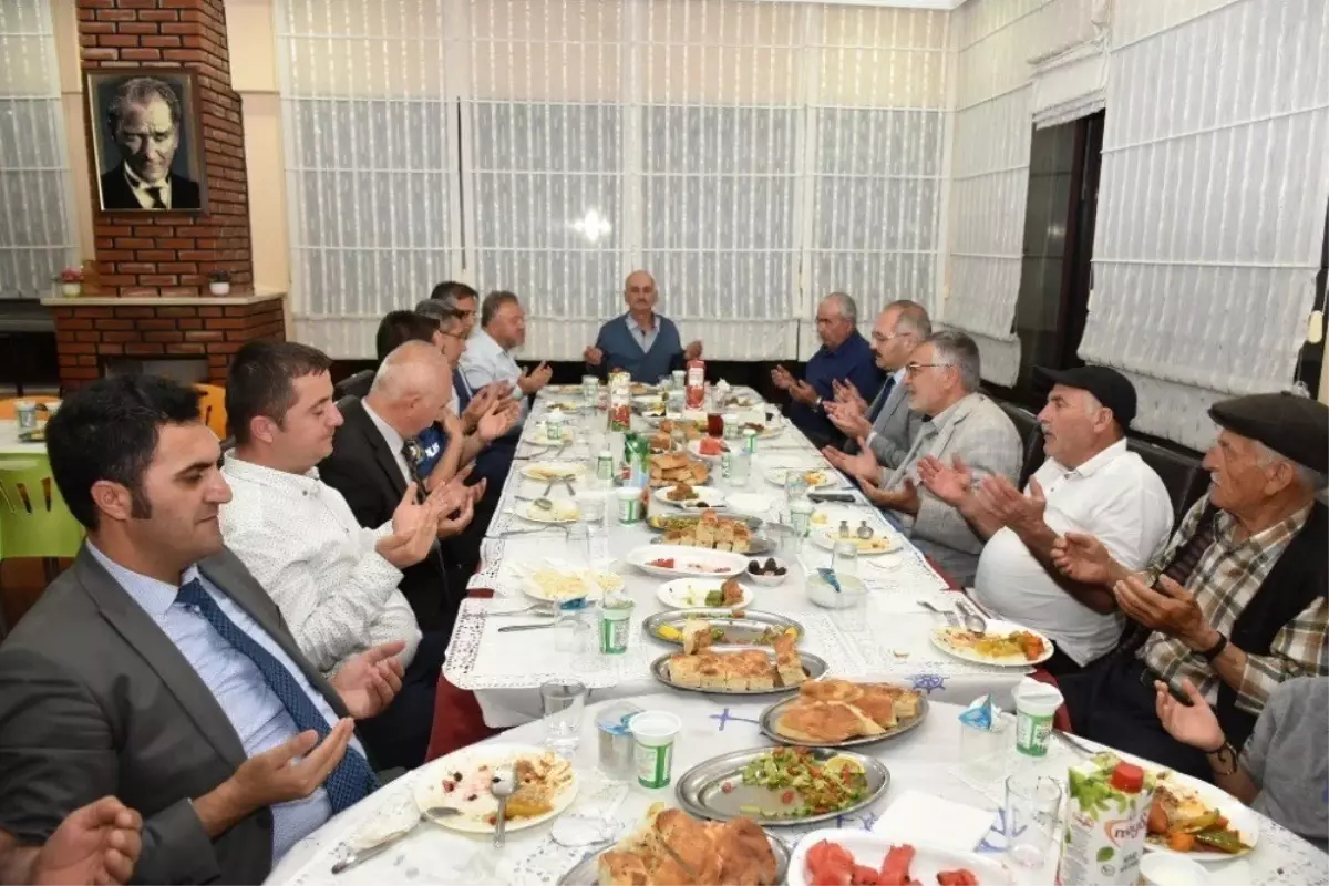 Şehit yakınları ve gazilere iftar yemeği