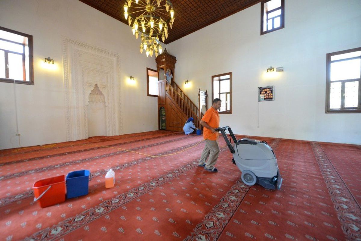 Altındağ\'da camiler bayrama hazır