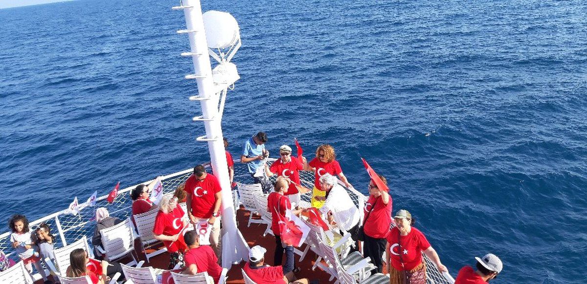 Antalya bayramda nüfusu kadar ziyaretçi ağırlayacak