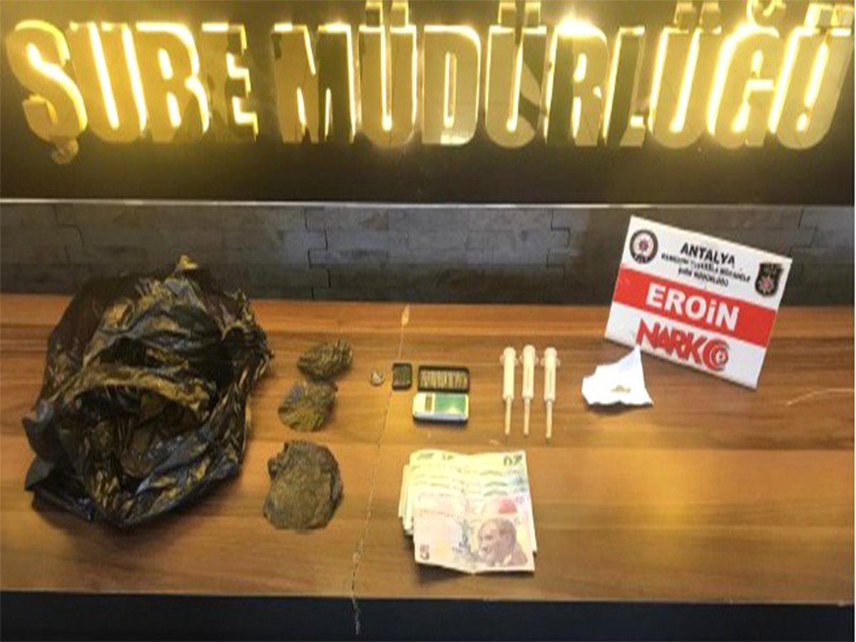 Antalya\'da uyuşturucu operasyonu: 21 gözaltı