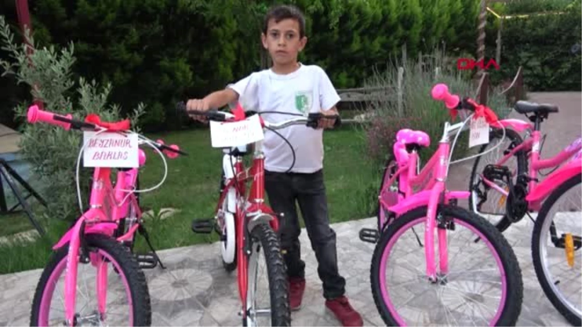 AYDIN Yetim ve öksüz çocuklara bayram hediyesi bisiklet dağıtıldı