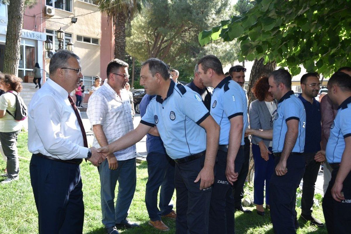 Başkan Çerçi personeliyle bayramlaştı