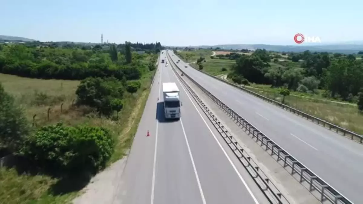 Bayramdaki trafik canavarına çocuklarla karneli önlem