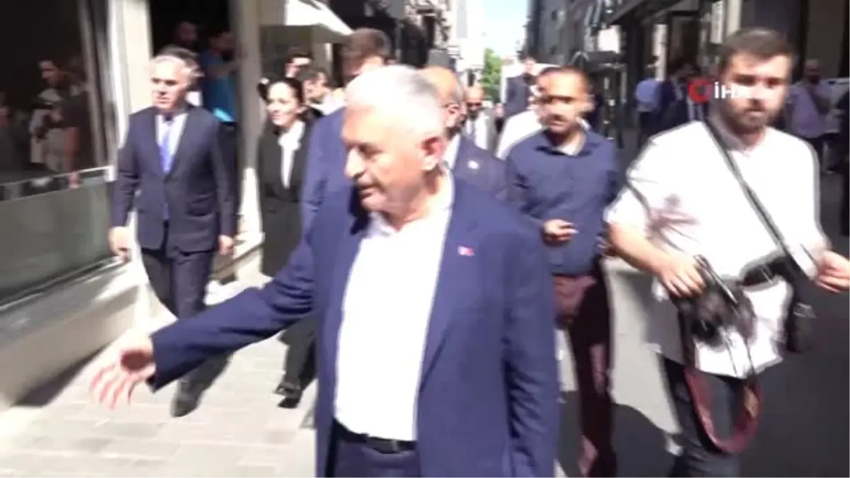 Binali Yıldırım, Mahmutpaşa esnafını ziyaret etti